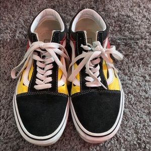 Women’s Flame Vans